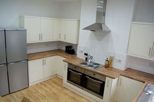 Kitchen- click for photo gallery